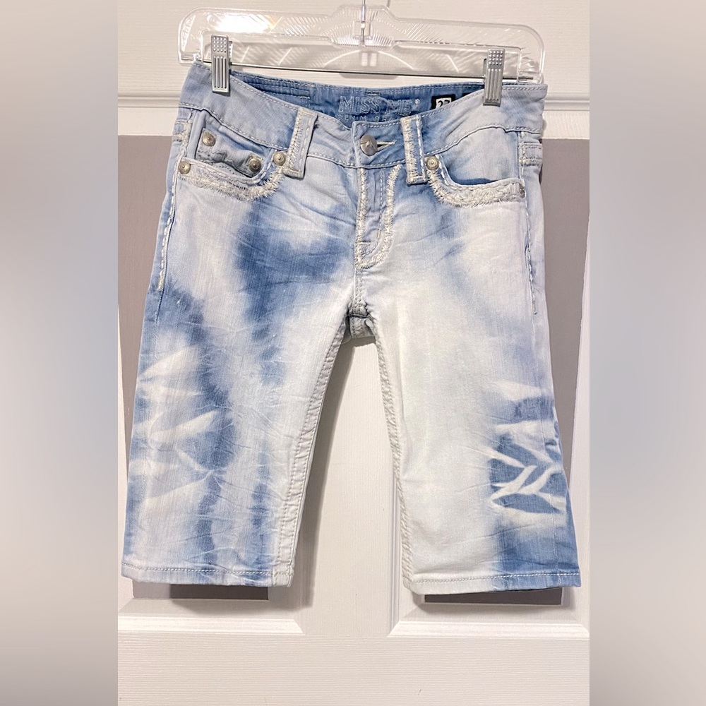 MISS ME DENIM BERMUDA LENGTH SHORTS
